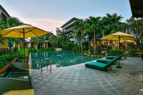 Гостиница Coco Retreat Phuket Resort and Spa - SHA Plus  Чалонг 